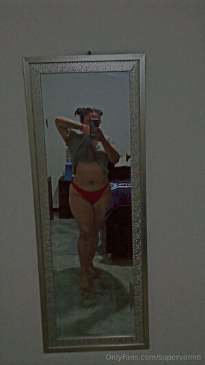 supervanne Nude Leaked Photo #12