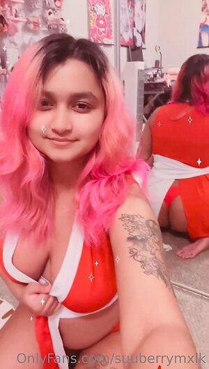 suuberrymxlk Nude Leaked Photo #18