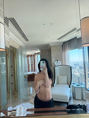 swammyparks Nude Leaked Photo #17