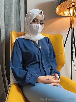 syakhalifah Nude Leaked Photo #3