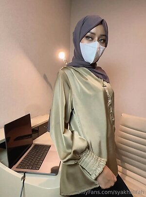 syakhalifah Nude Leaked Photo #4