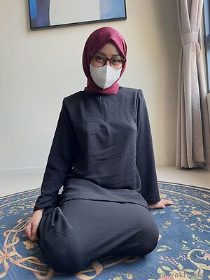 syakhalifah Nude Leaked Photo #9