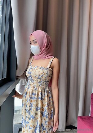 syakhalifah Nude Leaked Photo #11