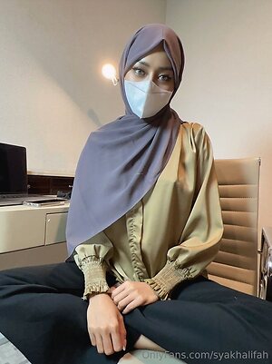 syakhalifah Nude Leaked Photo #50