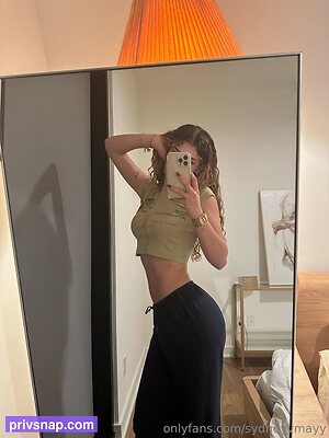 sydneyvmayy Nude Leaked Photo #39