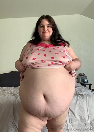 tahlore Nude Leaked Photo #2