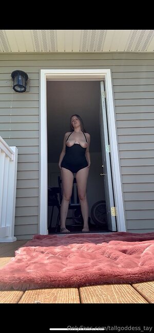 tallgoddess tay Nude Leaked Photo #8
