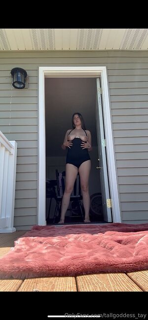 tallgoddess tay Nude Leaked Photo #9
