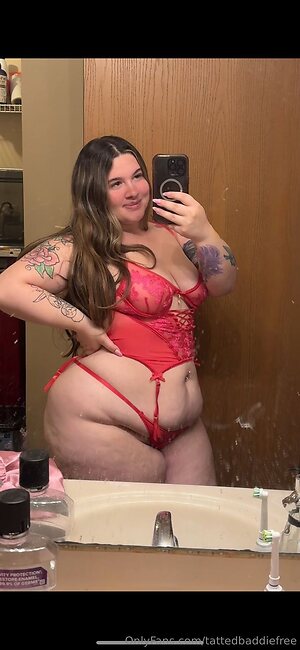 tattedbaddiefree Nude Leaked Photo #7