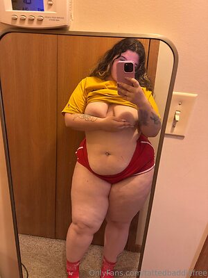 tattedbaddiefree Nude Leaked Photo #13