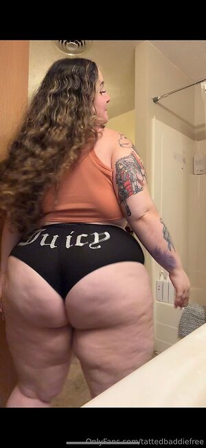tattedbaddiefree Nude Leaked Photo #19