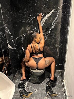 tekilaroze Nude Leaked Photo #13