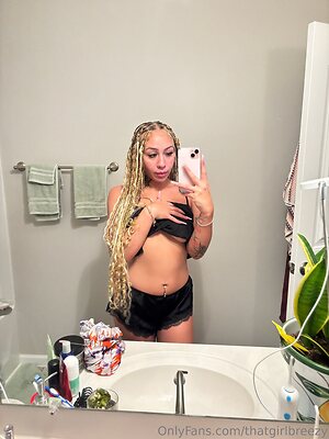 thatgirlbreezy Nude Leaked Photo #3