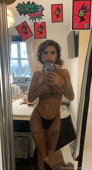 thatgurlamg Nude Leaked Photo #18