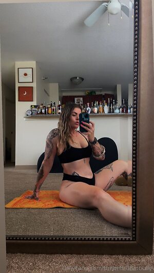 thebedr00mbully Nude Leaked Photo #4