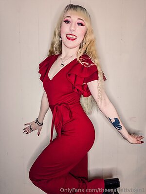 thescarlettvixen1 Nude Leaked Photo #11
