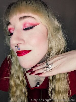 thescarlettvixen1 Nude Leaked Photo #14