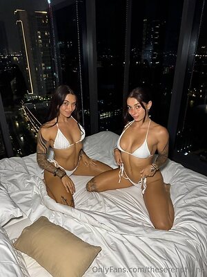 theserenotwins Nude Leaked Photo #15