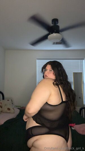 thick girl k Nude Leaked Photo #12
