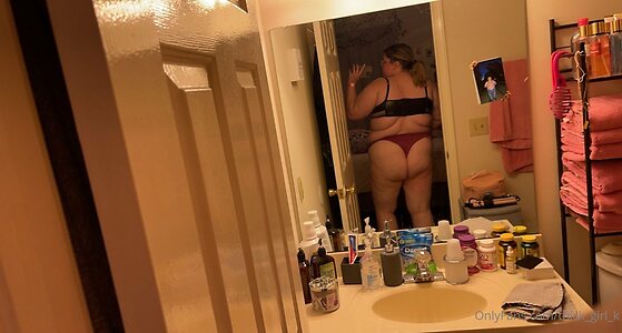 thick girl k Nude Leaked Photo #19