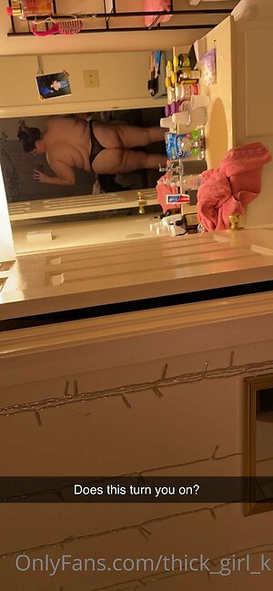thick girl k Nude Leaked Photo #20