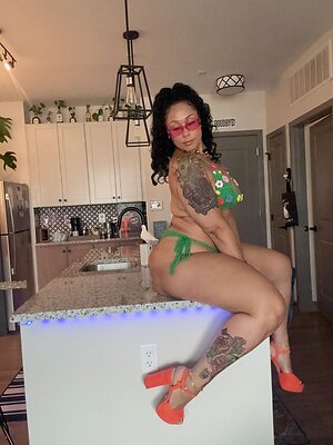 thickfancy Nude Leaked Photo #16