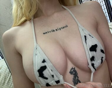 tia 1111 Nude Leaked Photo #8