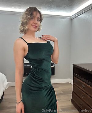 tinayummyfree Nude Leaked Photo #5