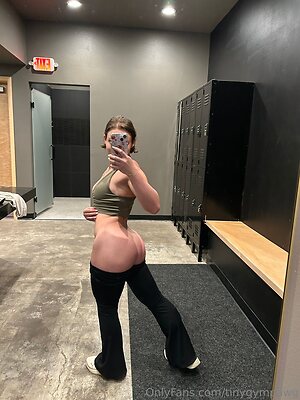tinygympawg Nude Leaked Photo #2