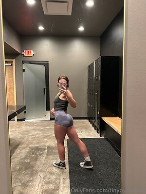 tinygympawg Nude Leaked Photo #4