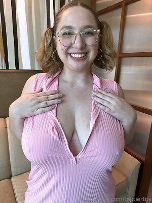 toptiertits Nude Leaked Photo #6