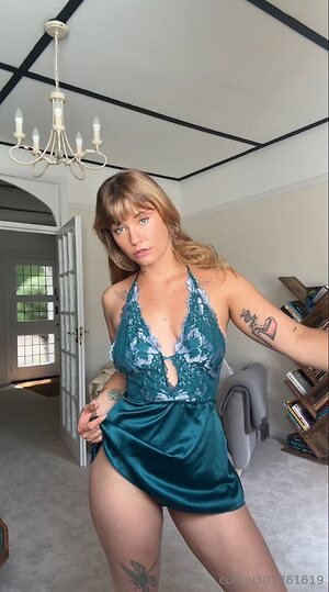 u301261619 Nude Leaked Photo #14