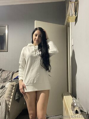 u303457867 Nude Leaked Photo #20