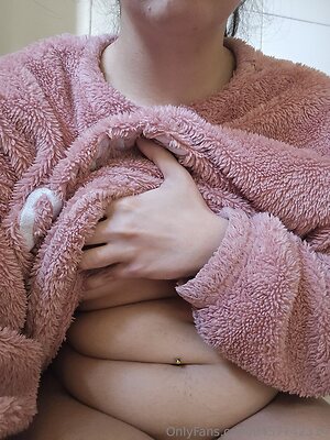 u457742314 Nude Leaked Photo #2