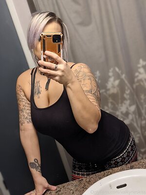 valkyrieskiss Nude Leaked Photo #10