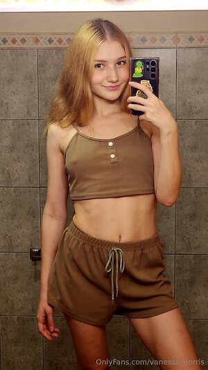 vanessa norris Nude Leaked Photo #17