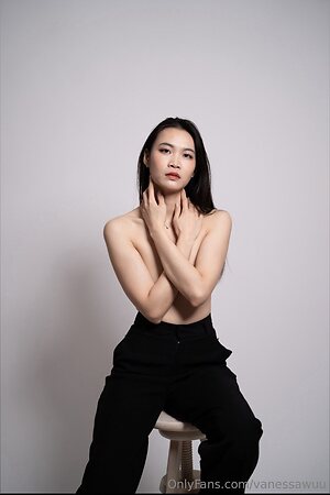 vanessawuu Nude Leaked Photo #3