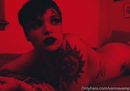 vannavamp Nude Leaked Photo #17