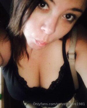 velvetdesire1981 Nude Leaked Photo #7