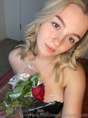 veronicagoeswild Nude Leaked Photo #8