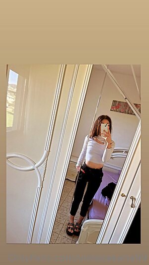violazakaria99 Nude Leaked Photo #9