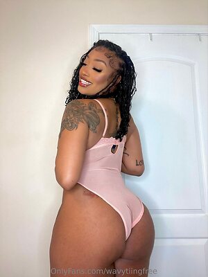 wavytiingfree Nude Leaked Photo #7
