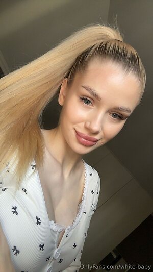 white-baby Nude Leaked Photo #16