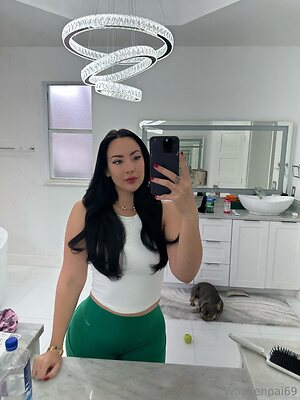 woealexandra Nude Leaked Photo #19