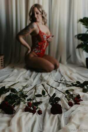 xmisskrisxfree Nude Leaked Photo #2