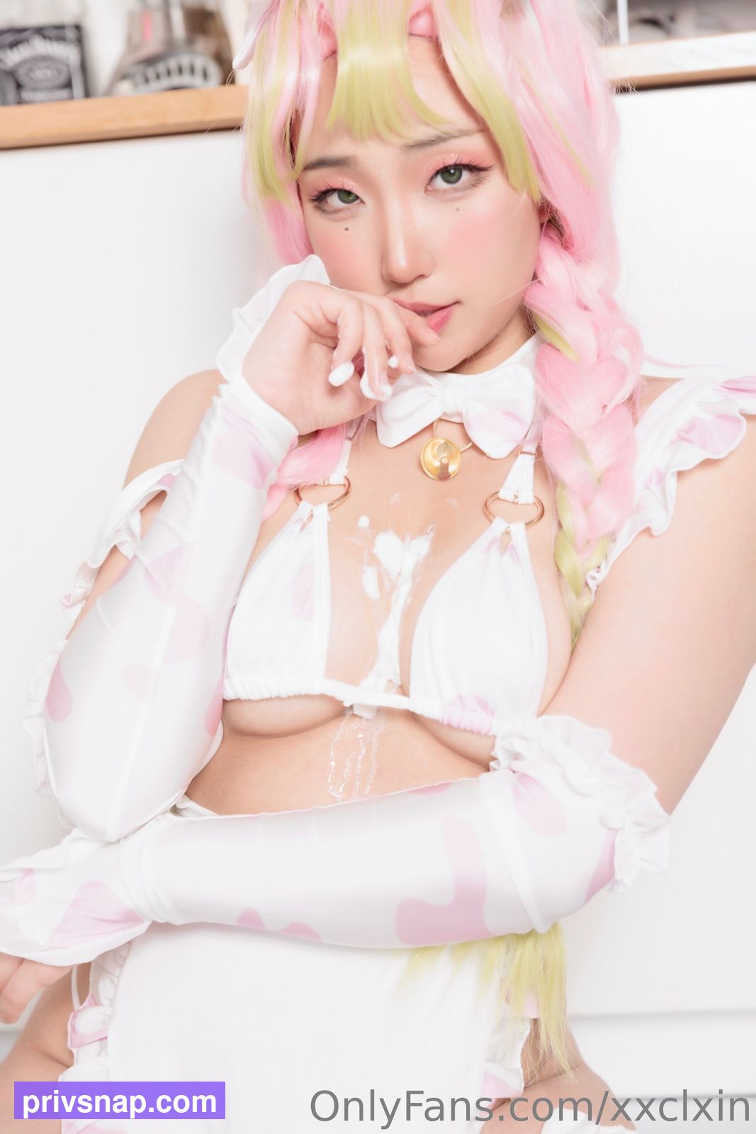 xxclxin (Xi) Nude Leaked Photo #14