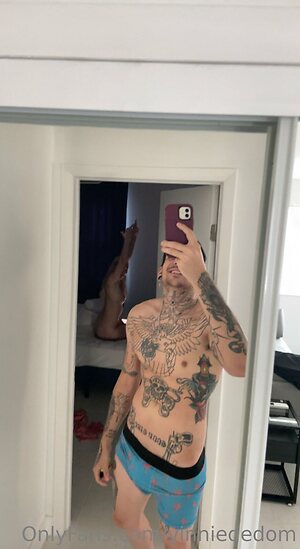 yinniededom Nude Leaked Photo #16