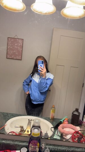 yogirllexi03 Nude Leaked Photo #10