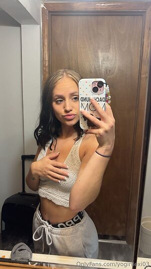 yogirllexi03 Nude Leaked Photo #19