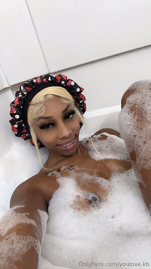 youlove kb Nude Leaked Photo #11